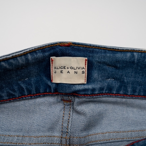 size 28 - ALICE + OLIVIA Braided Juno Flared Jeans Blue - Picture 5 of 6